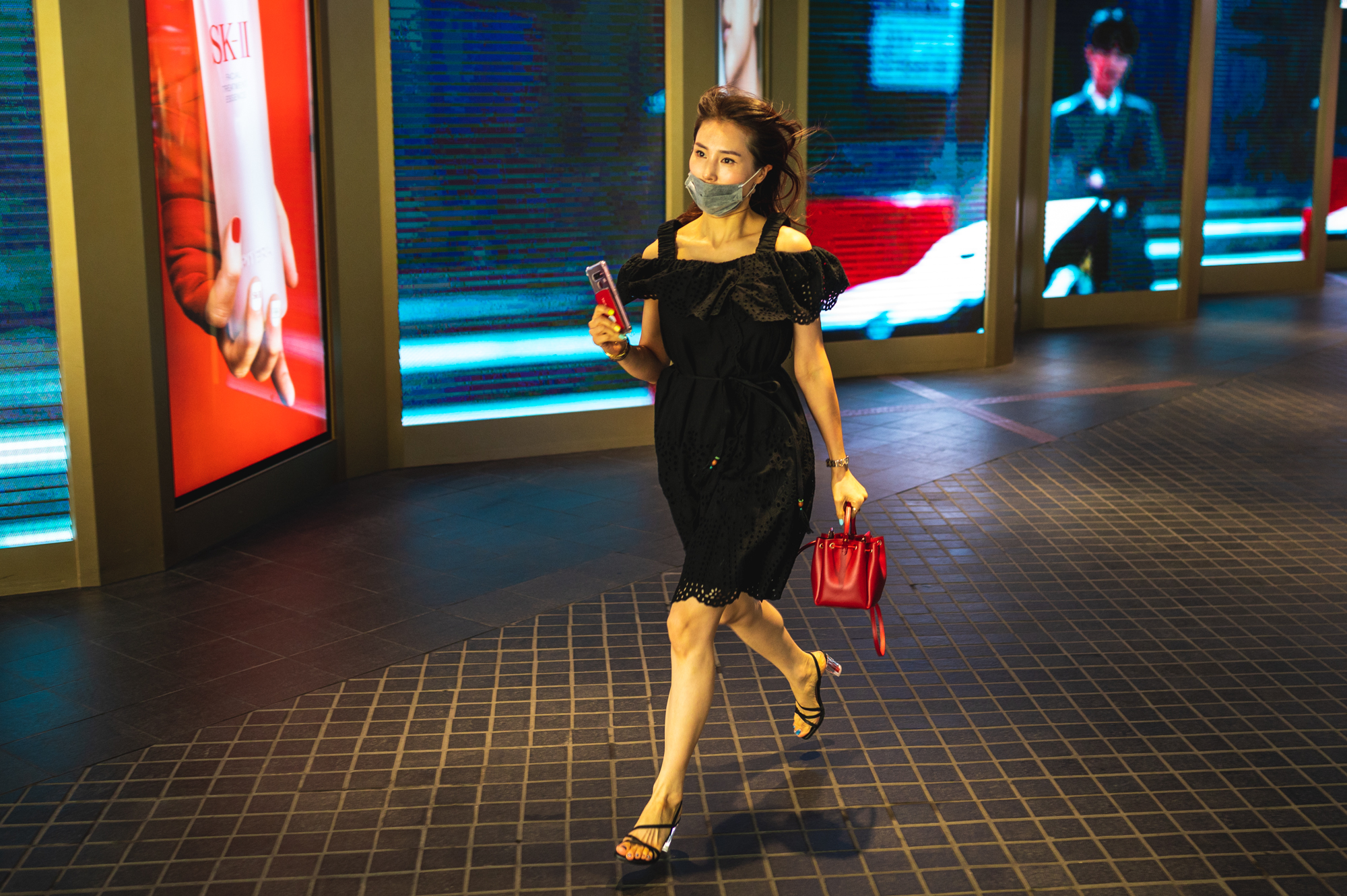 The alleys nobody photographs